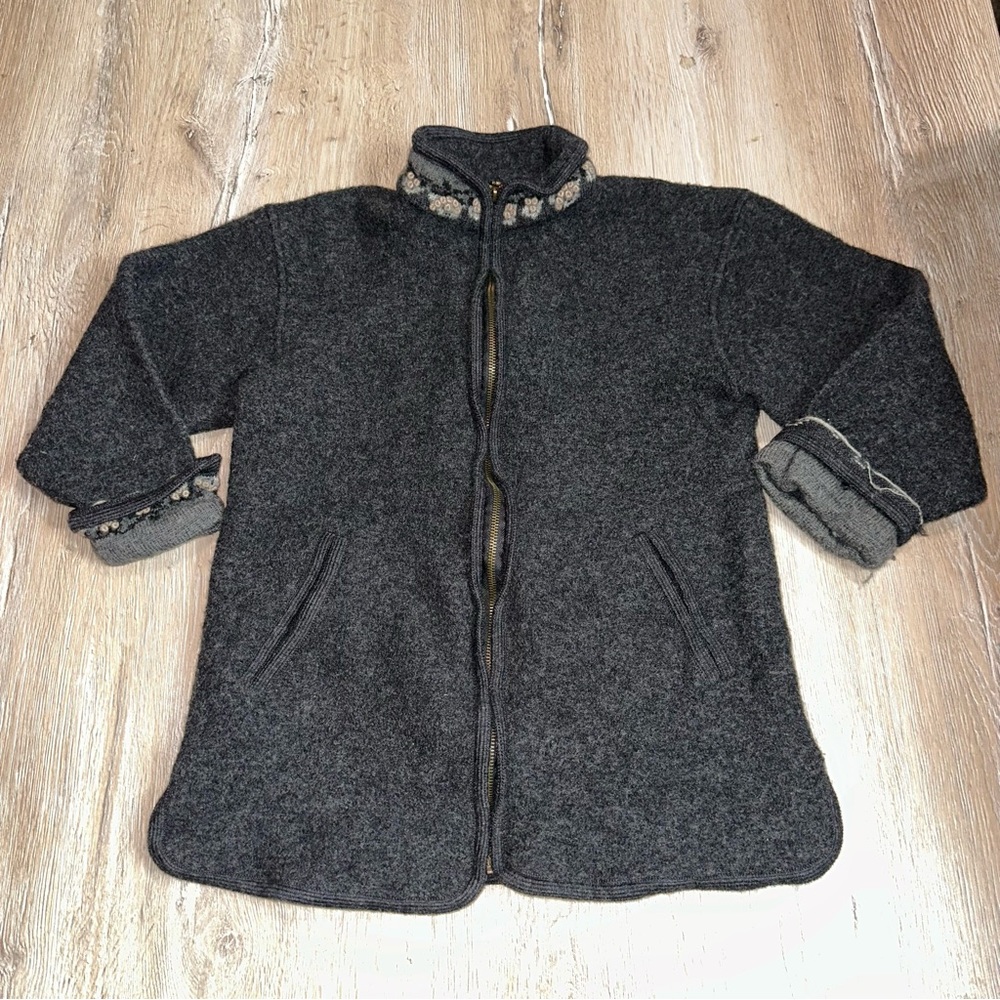 Vintage Nordic Design Women Sweater Floral Embroidered Wool Full Zip 3/4 Sleeve